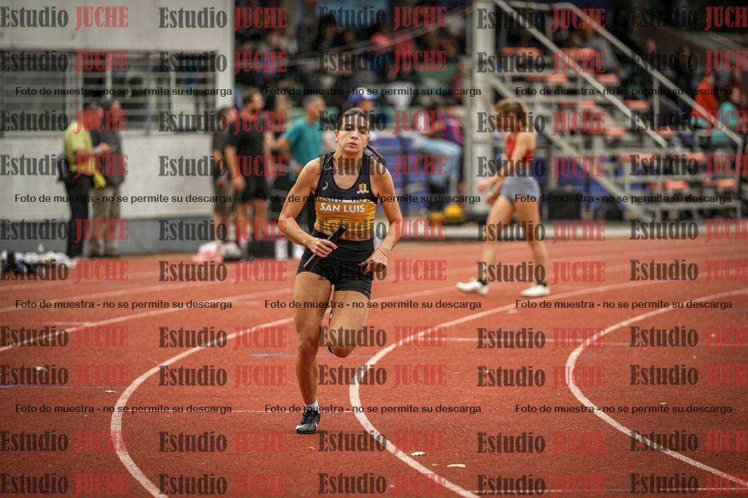 Fotos de las postas 4x400 m llanos de mujeres