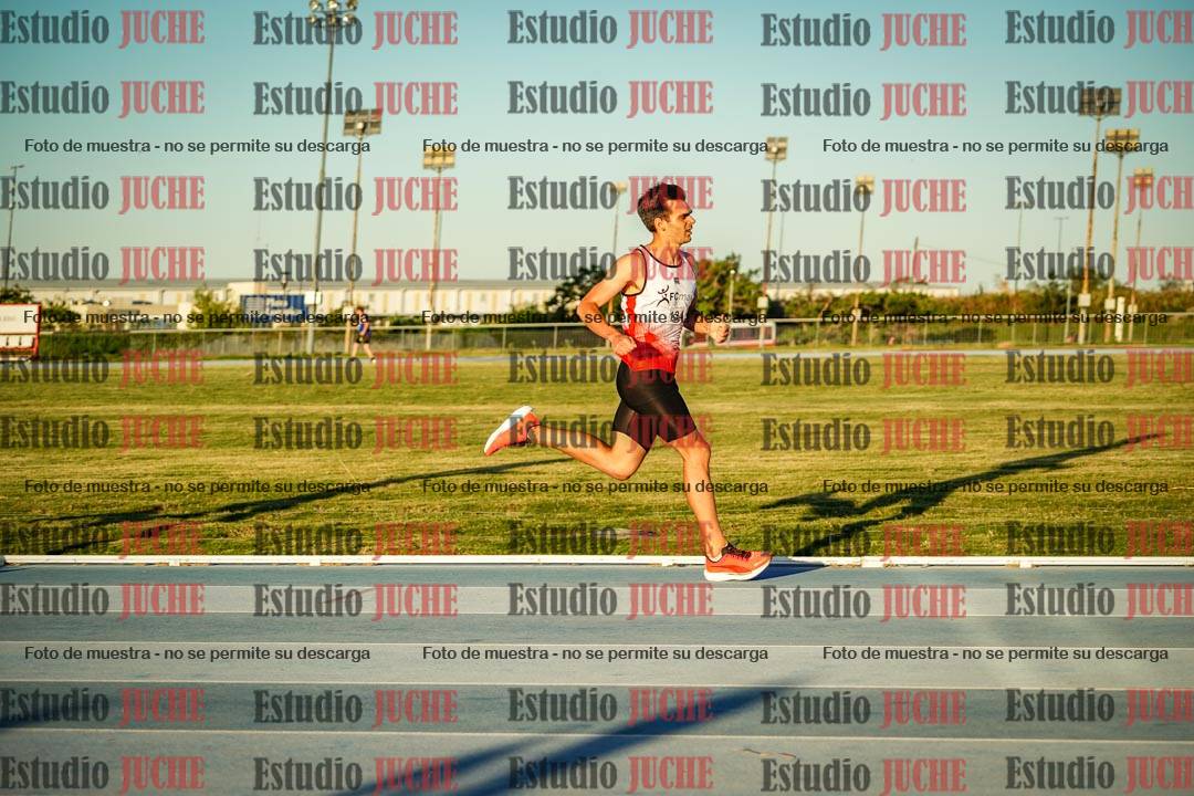Fotos de los 1500 m llanos de varones