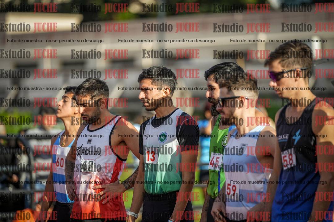 Fotos de los 1500 m llanos de varones