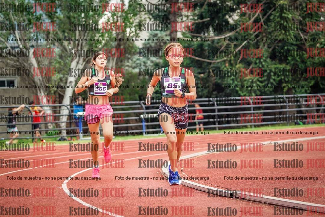 Fotos de los 2400 m de mujeres
