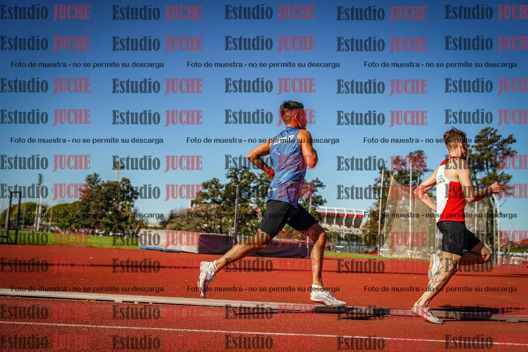 Fotos de los 3000 m llanos de varones
