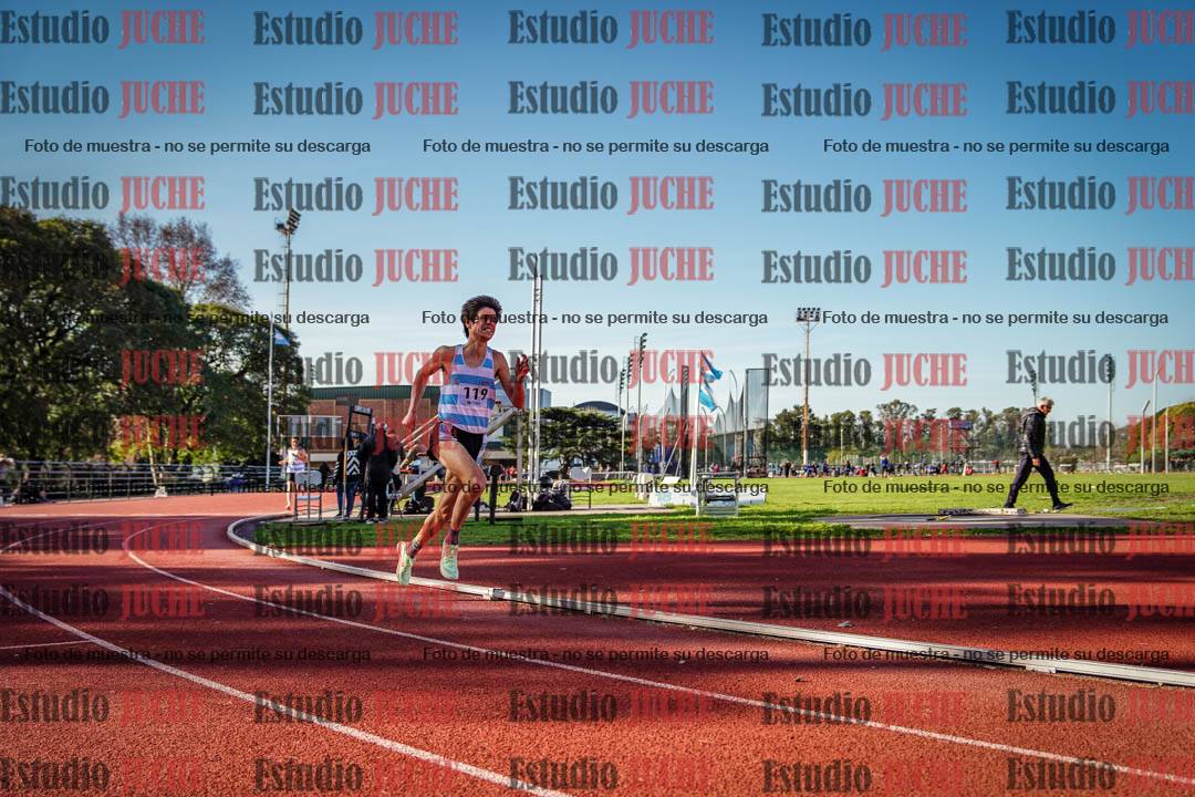 Fotos de los 3000 m llanos de varones
