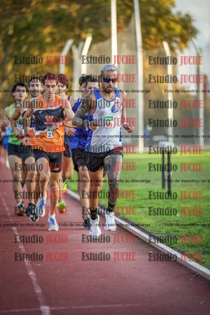 Fotos de los 3000 m llanos de varones