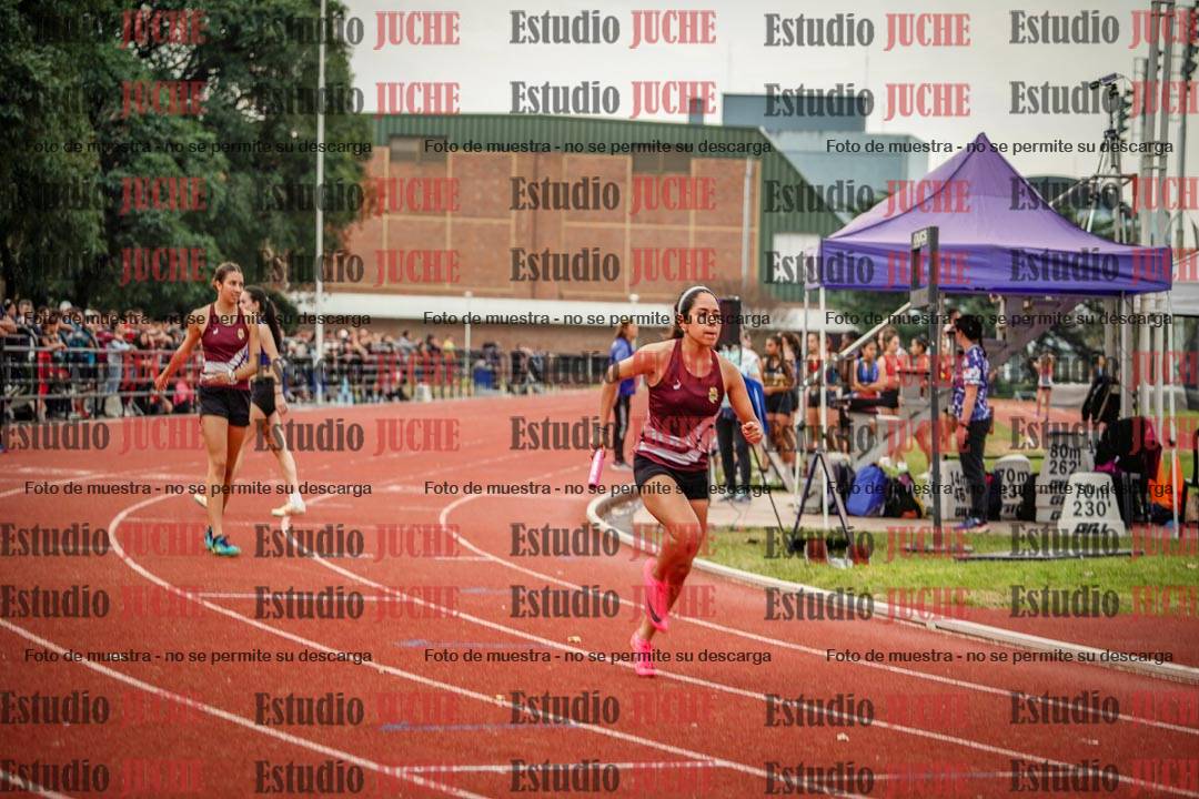 Fotos de las postas 4x400 m llanos de mujeres