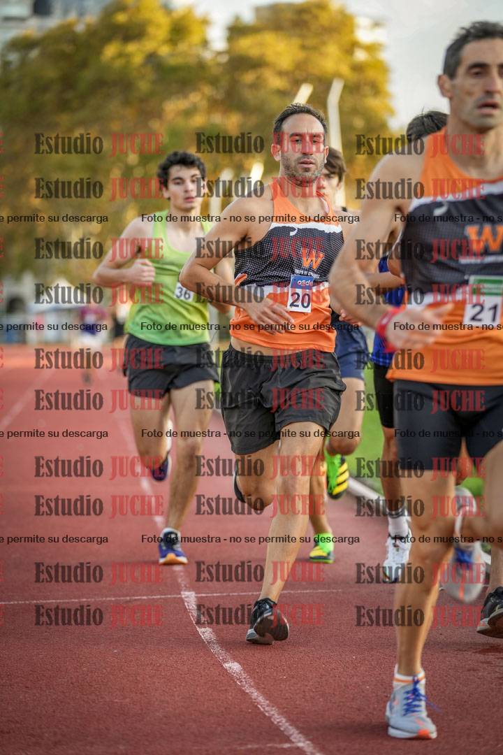 Fotos de los 3000 m llanos de varones