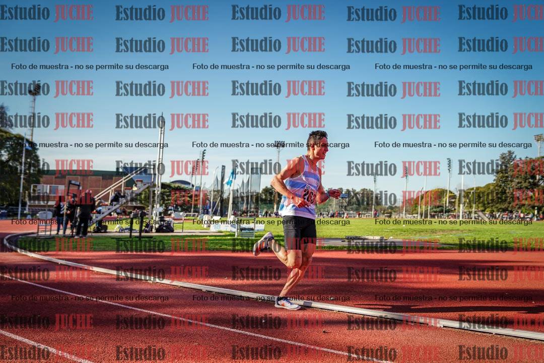 Fotos de los 3000 m llanos de varones