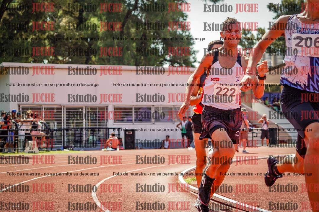 Fotos de los 800 m llanos de varones