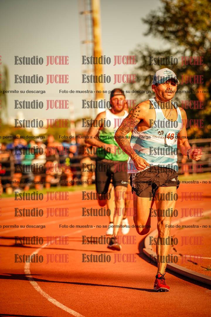 Fotos de los 3000 m llanos de varones