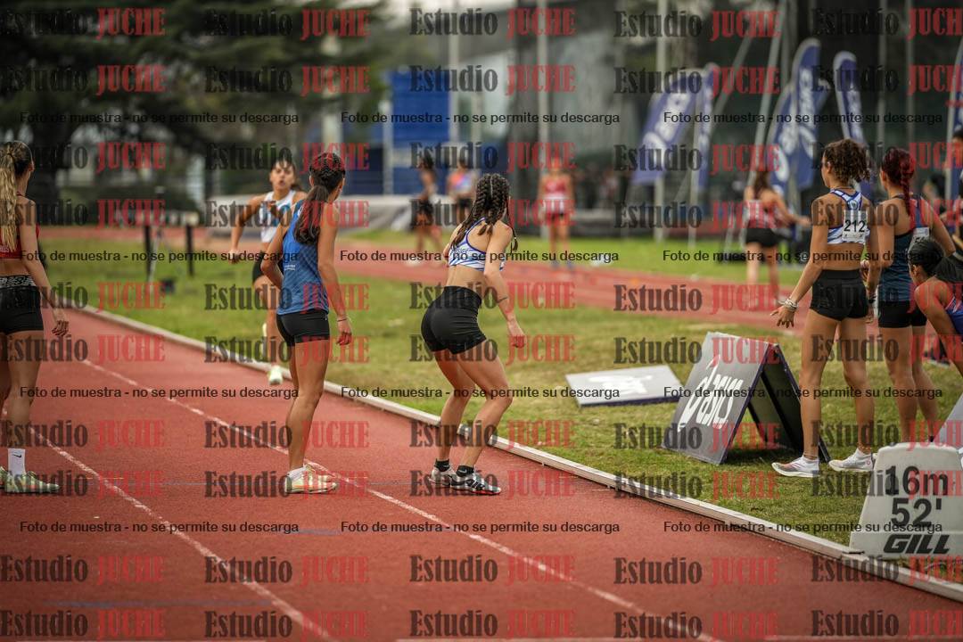 Fotos de las postas 4x400 m llanos de mujeres