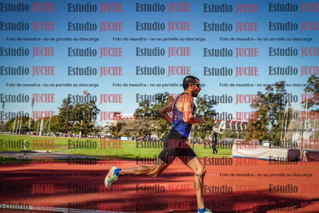 Fotos de los 3000 m llanos de varones