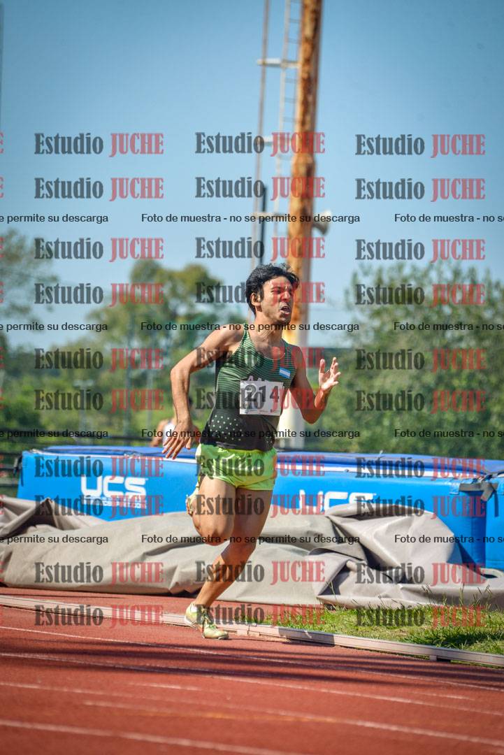 Fotos de los 800 m llanos de varones