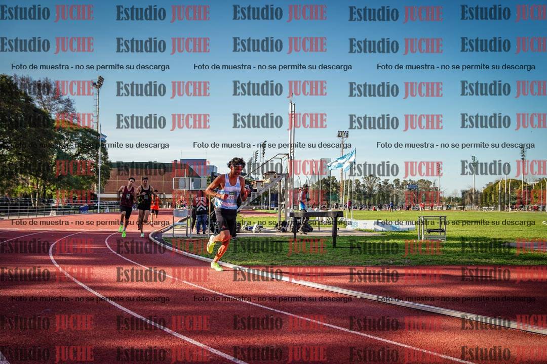 Fotos de los 3000 m llanos de varones