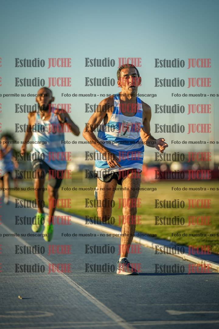 Fotos de los 1500 m llanos de varones