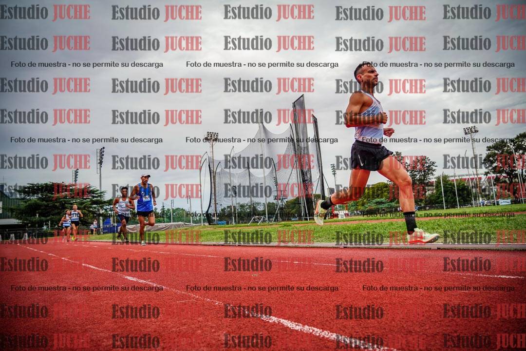 Fotos de los 3000 m llanos de varones