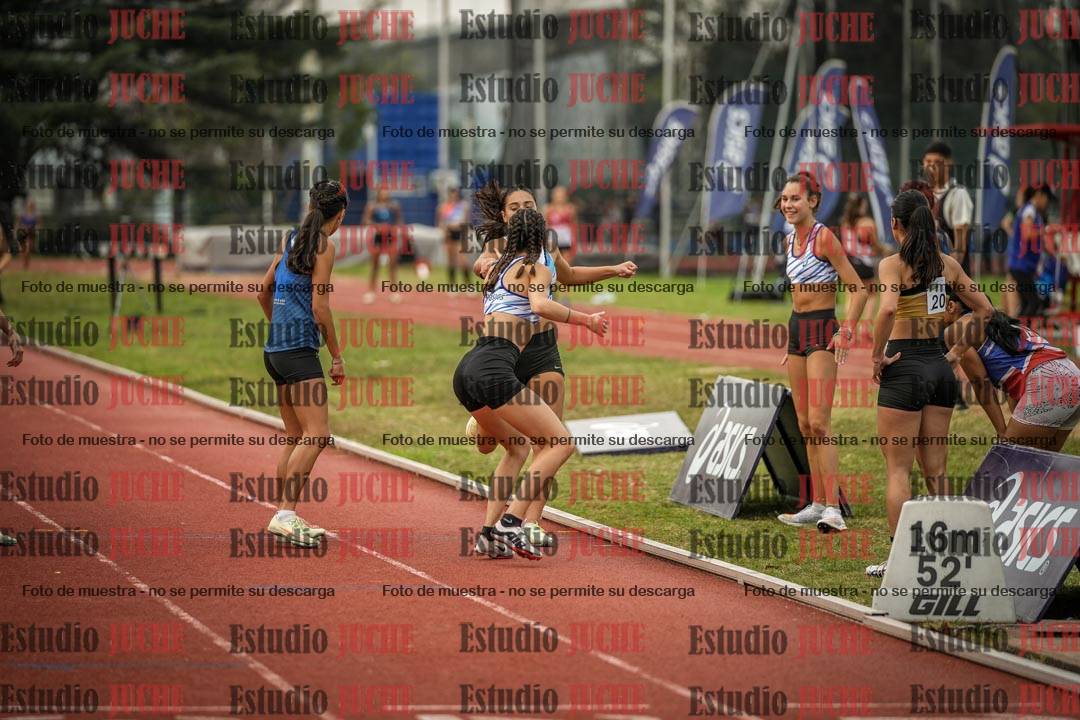 Fotos de las postas 4x400 m llanos de mujeres