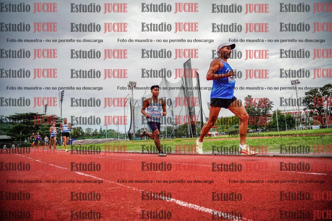 Fotos de los 3000 m llanos de varones