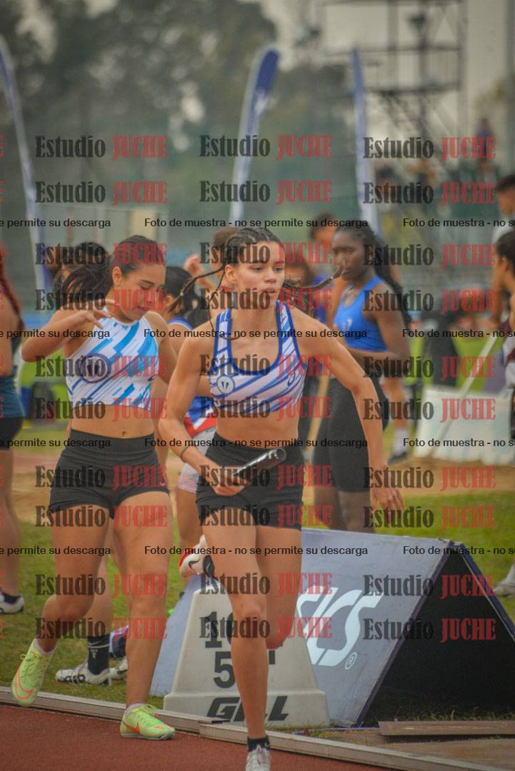Fotos de las postas 4x400 m llanos de mujeres