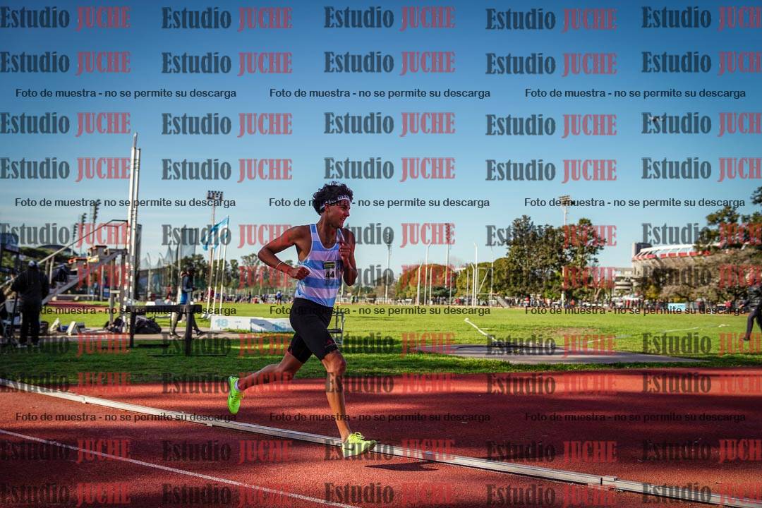 Fotos de los 3000 m llanos de varones