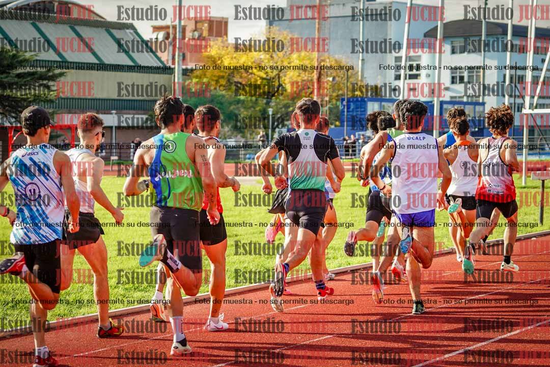 Fotos de los 1500 m llanos de varones