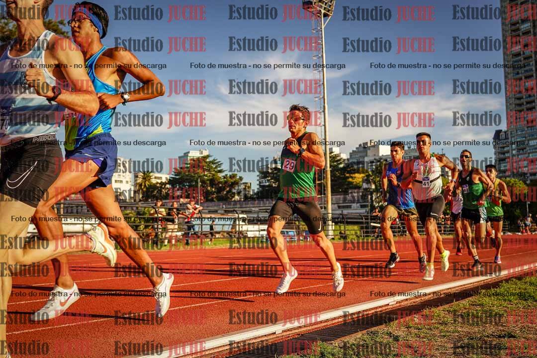 Fotos de los 3000 m llanos de varones