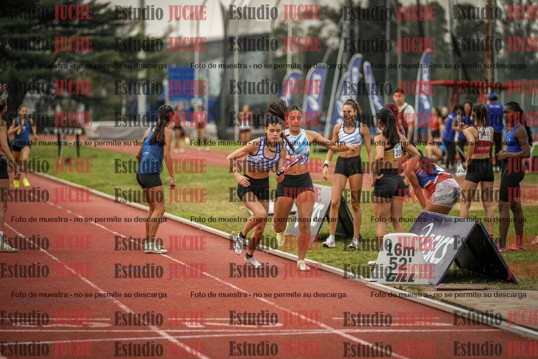 Fotos de las postas 4x400 m llanos de mujeres