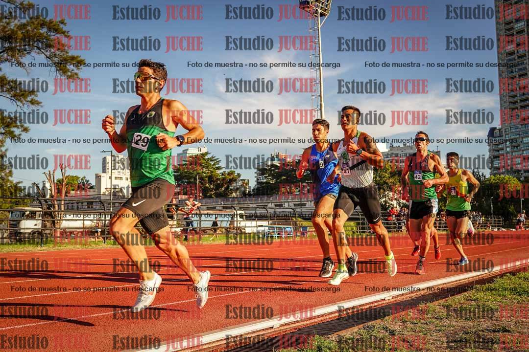 Fotos de los 3000 m llanos de varones