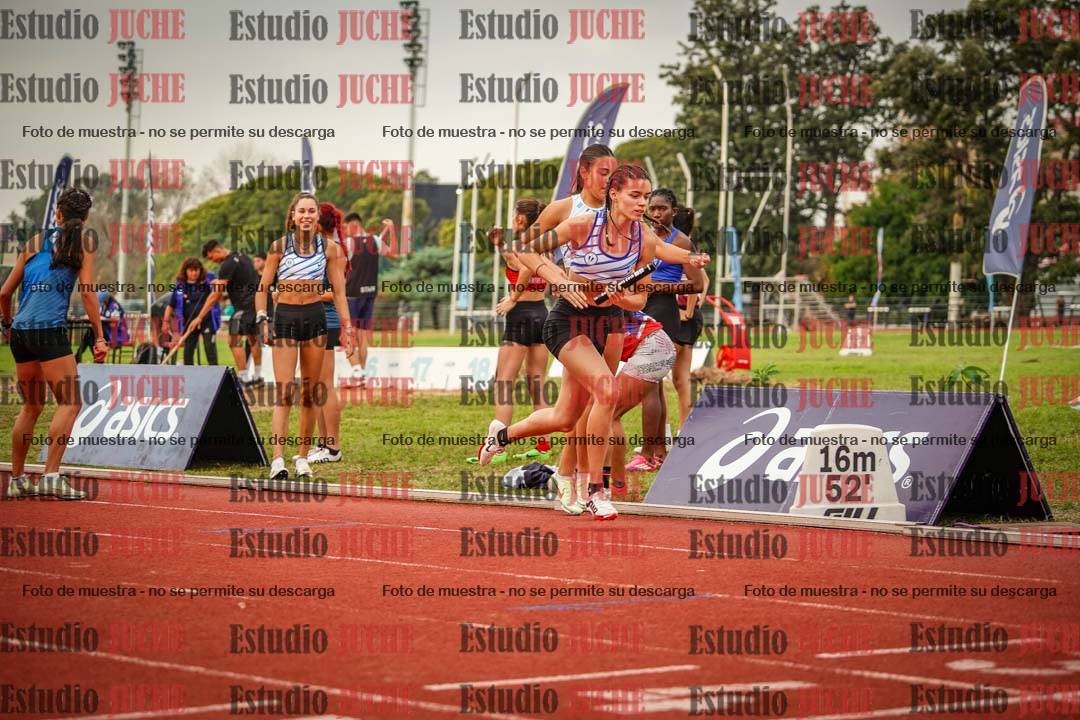 Fotos de las postas 4x400 m llanos de mujeres