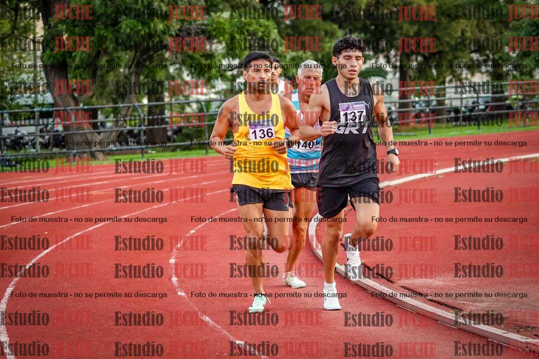 Fotos de los 1500 m llanos de varones