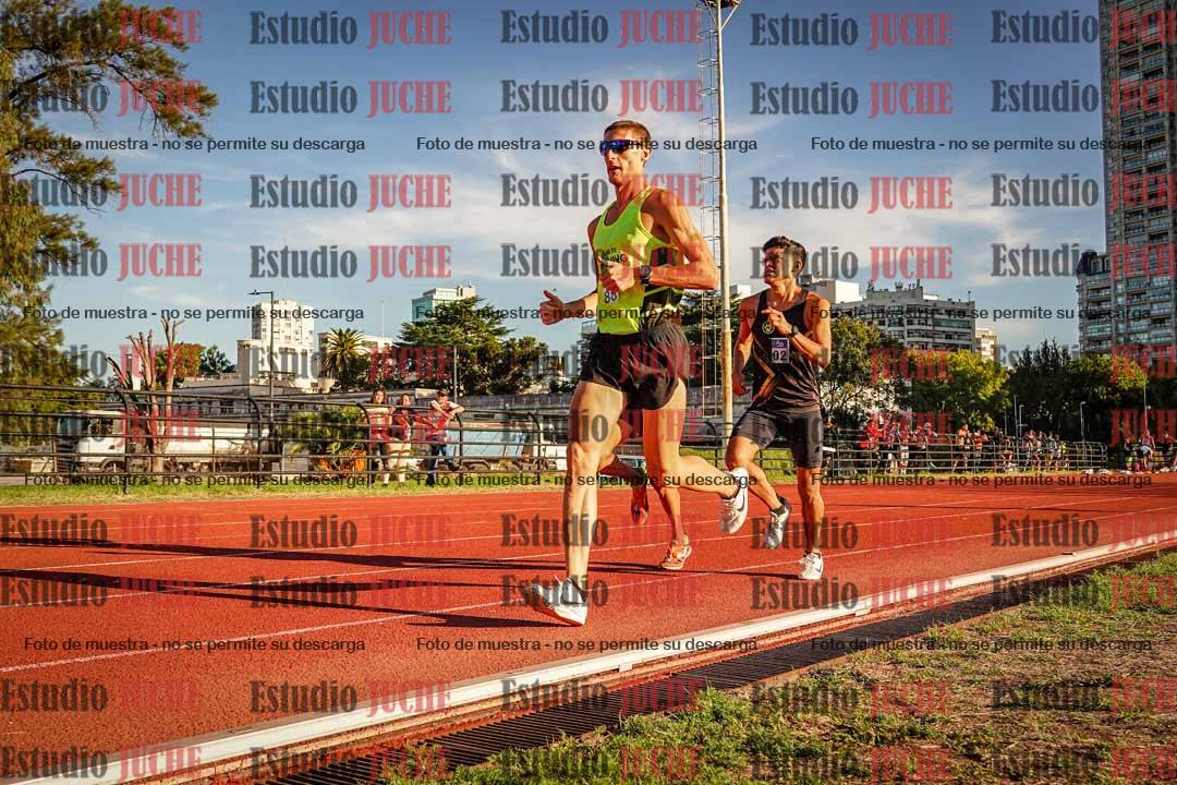 Fotos de los 3000 m llanos de varones