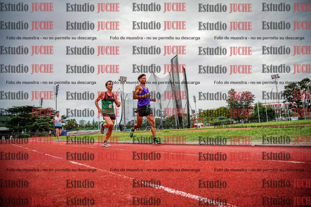 Fotos de los 3000 m llanos de varones