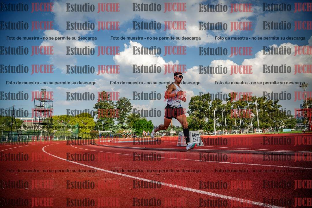 Fotos de los 3000 m llanos de varones