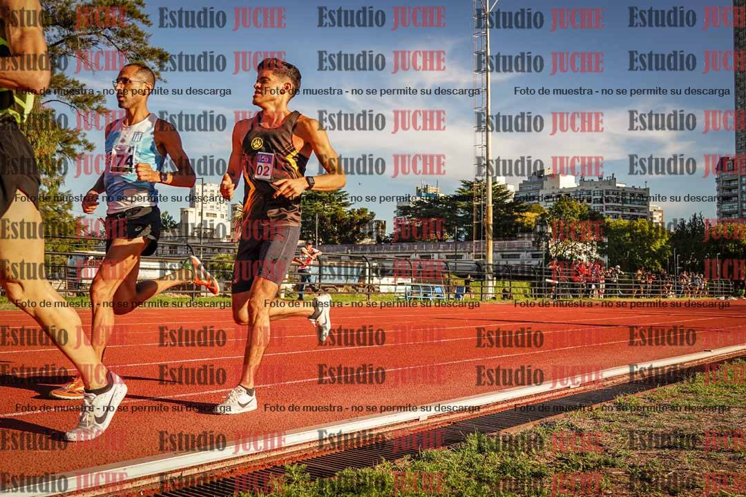 Fotos de los 3000 m llanos de varones