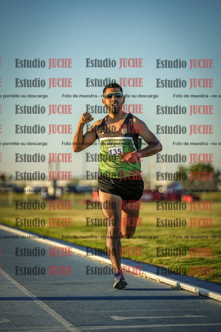 Fotos de los 1500 m llanos de varones
