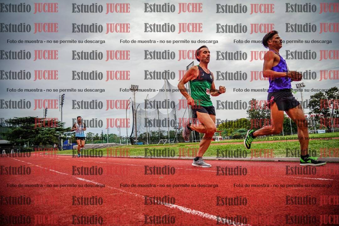 Fotos de los 3000 m llanos de varones