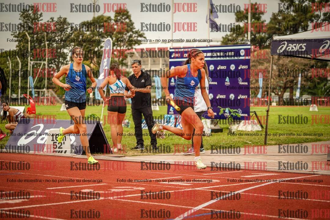 Fotos de las postas 4x400 m llanos de mujeres
