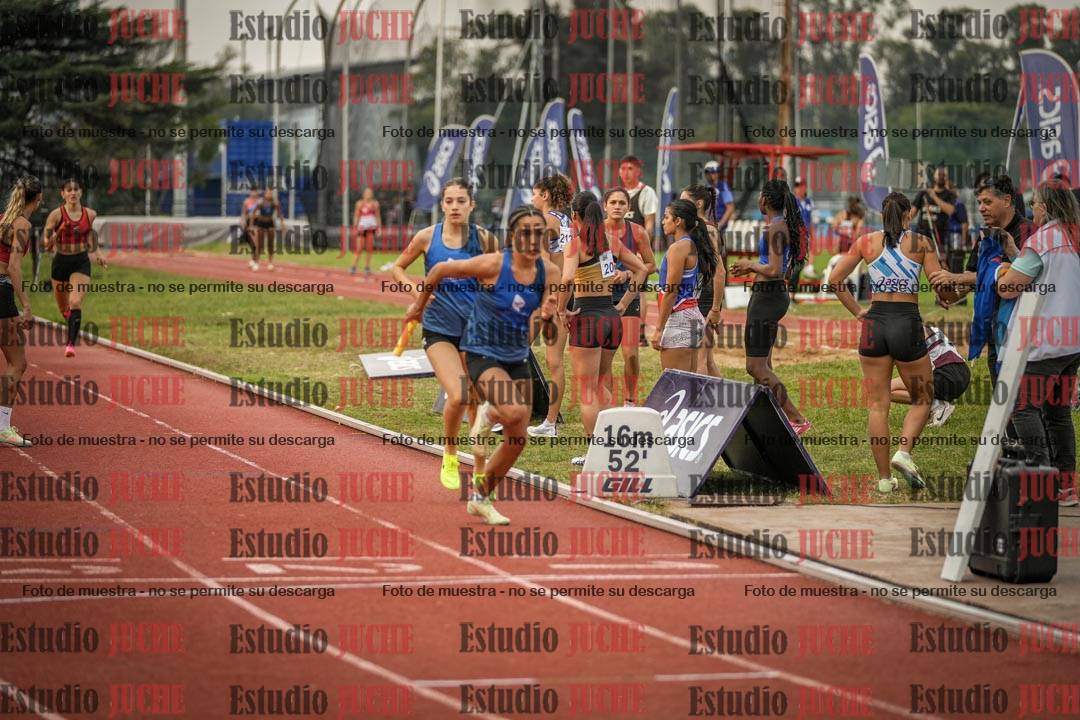Fotos de las postas 4x400 m llanos de mujeres