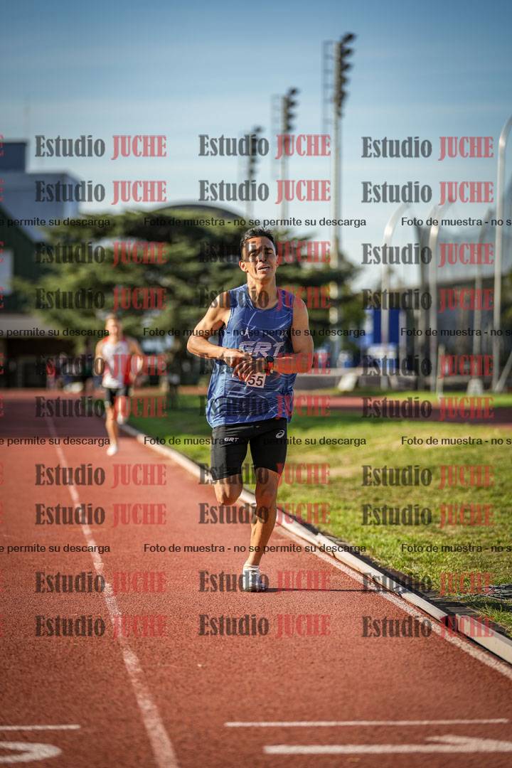 Fotos de los 3000 m llanos de varones