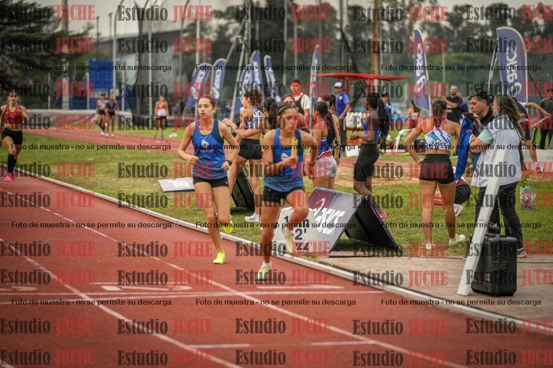 Fotos de las postas 4x400 m llanos de mujeres