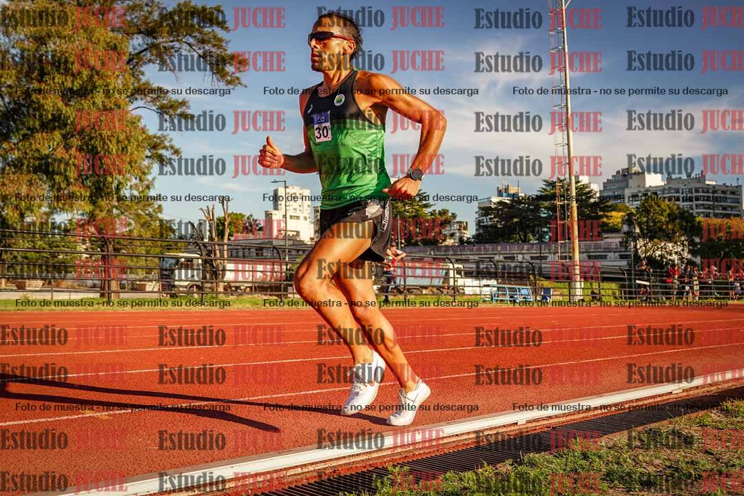 Fotos de los 3000 m llanos de varones