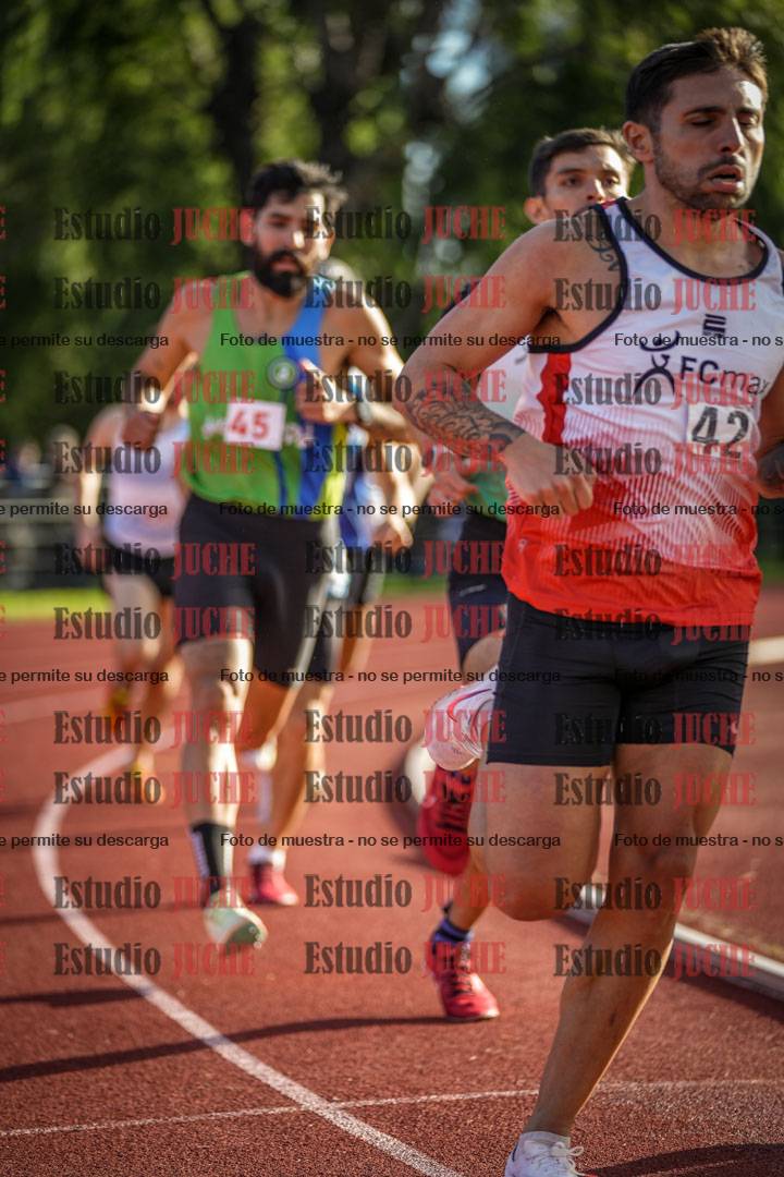 Fotos de los 1500 m llanos de varones