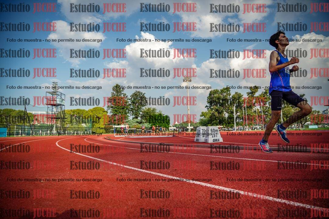 Fotos de los 3000 m llanos de varones