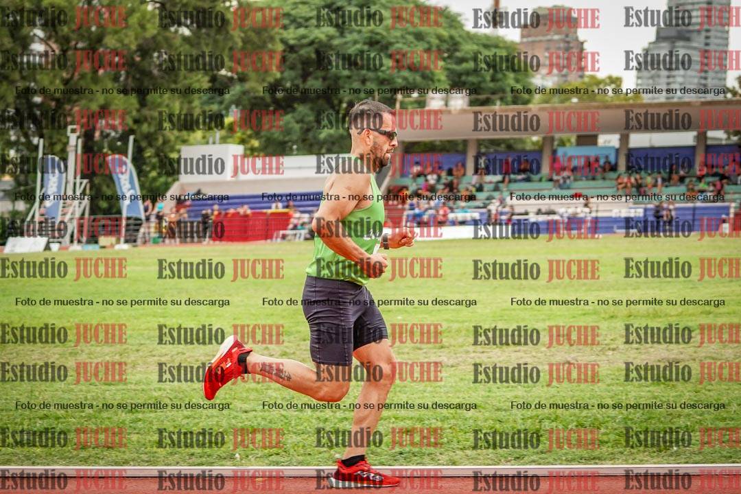 Fotos de los 3000 m llanos de varones