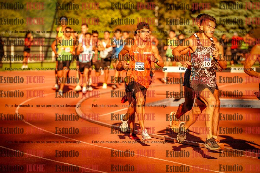 Fotos de los 3000 m llanos de varones