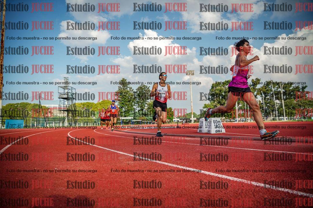Fotos de los 3000 m llanos de varones