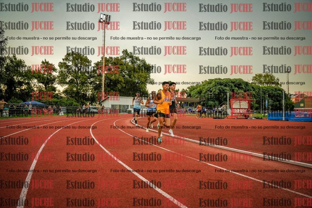 Fotos de los 1500 m llanos de varones