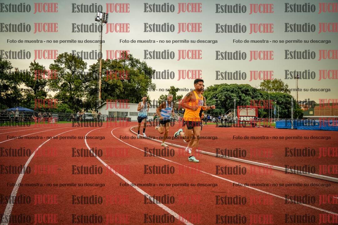 Fotos de los 1500 m llanos de varones