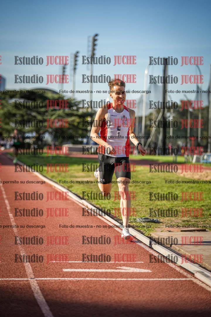 Fotos de los 3000 m llanos de varones