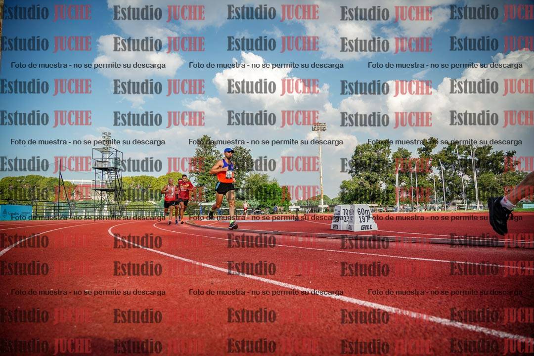 Fotos de los 3000 m llanos de varones