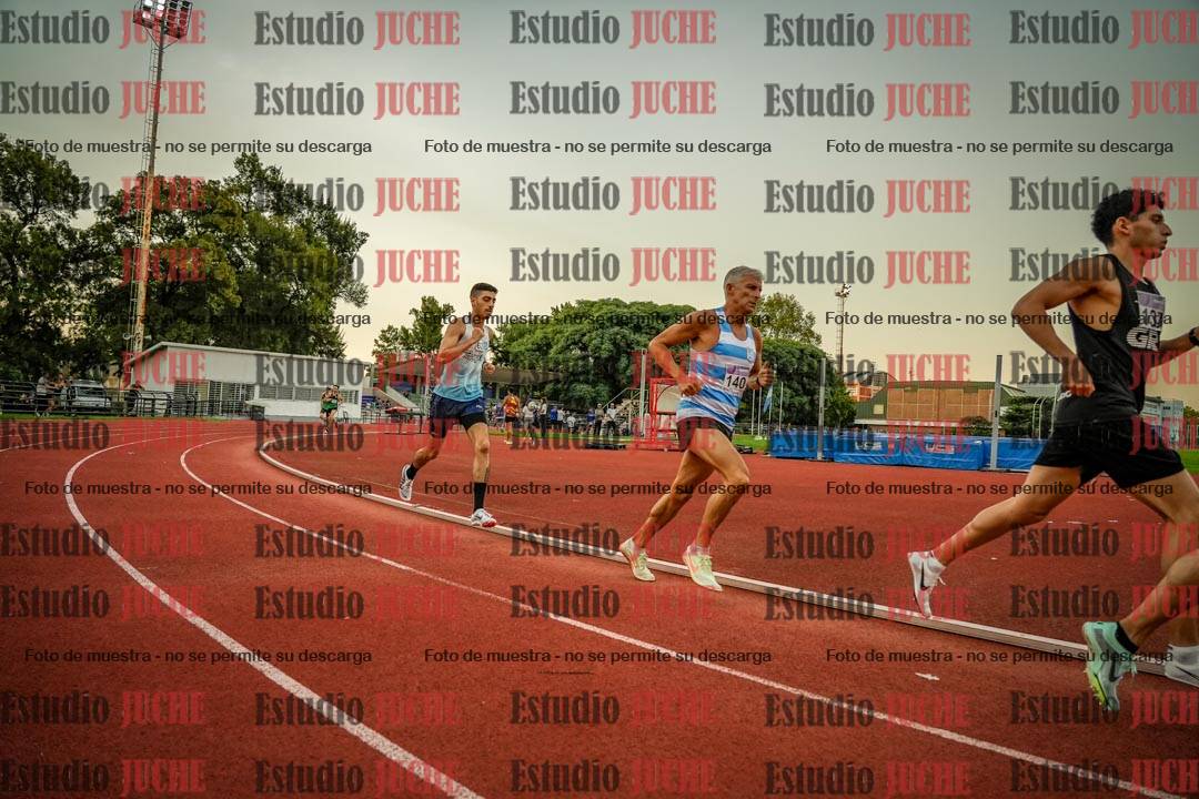 Fotos de los 1500 m llanos de varones