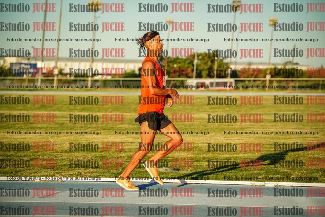 Fotos de los 1500 m llanos de varones